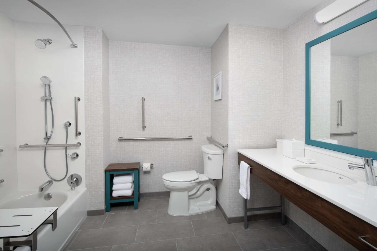 Hampton Inn Orlando Southeast Nona Narcoossee Buitenkant foto