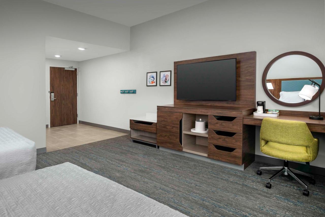 Hampton Inn Orlando Southeast Nona Narcoossee Buitenkant foto